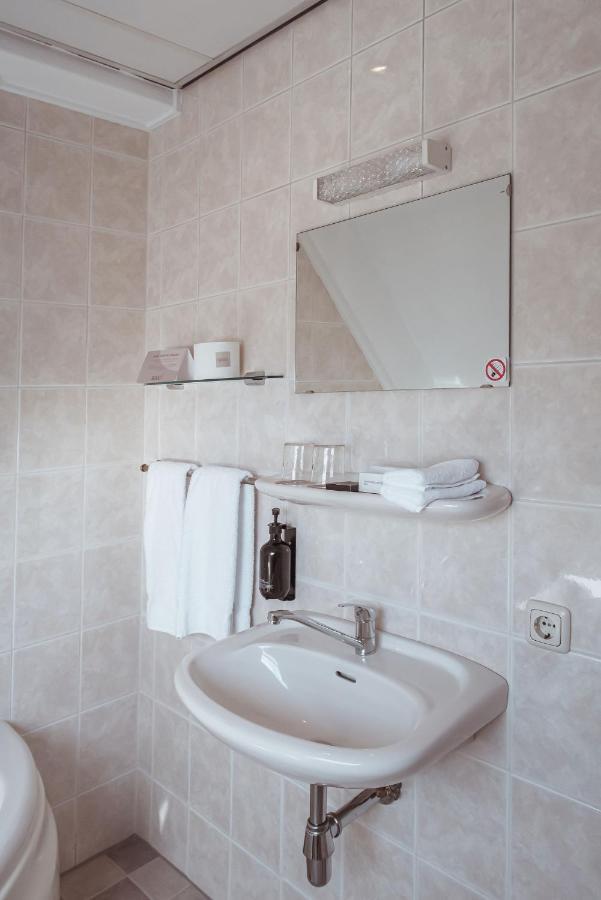 Boutique Hotel Restaurant Bal Echteld Экстерьер фото